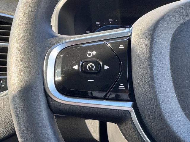 XC90 アルティメット B6 AWD Googleナビ 電動パノラマサンルーフ harman/kardonプレミアムサウンド シート&ステアリングヒーター ベンチレーション マッサージ機能 パワーテールゲート パワーシート 純正19AW(24枚目)