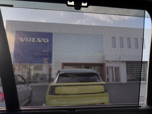 XC90 アルティメット B6 AWD Googleナビ 電動パノラマサンルーフ harman/kardonプレミアムサウンド シート&ステアリングヒーター ベンチレーション マッサージ機能 パワーテールゲート パワーシート 純正19AW(32枚目)