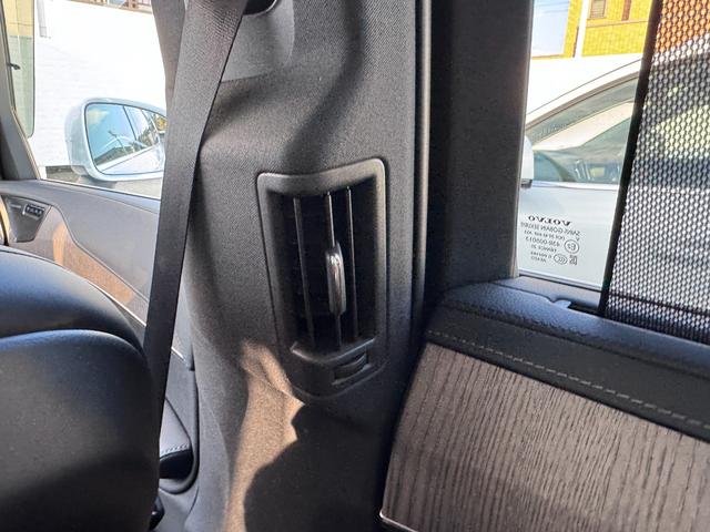 XC90 アルティメット B6 AWD Googleナビ 電動パノラマサンルーフ harman/kardonプレミアムサウンド シート&ステアリングヒーター ベンチレーション マッサージ機能 パワーテールゲート パワーシート 純正19AW(35枚目)