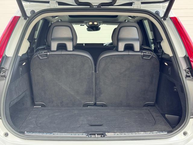 XC90 アルティメット B6 AWD Googleナビ 電動パノラマサンルーフ harman/kardonプレミアムサウンド シート&ステアリングヒーター ベンチレーション マッサージ機能 パワーテールゲート パワーシート 純正19AW(41枚目)