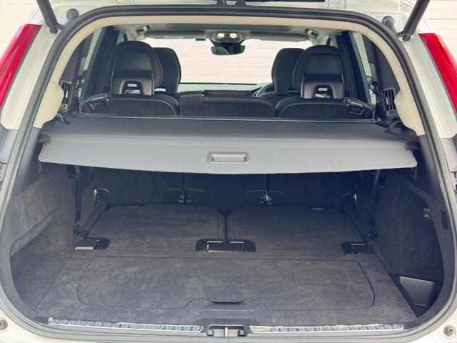 XC90 アルティメット B6 AWD Googleナビ 電動パノラマサンルーフ harman/kardonプレミアムサウンド シート&ステアリングヒーター ベンチレーション マッサージ機能 パワーテールゲート パワーシート 純正19AW(42枚目)