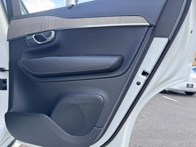 XC90 アルティメット B6 AWD Googleナビ 電動パノラマサンルーフ harman/kardonプレミアムサウンド シート&ステアリングヒーター ベンチレーション マッサージ機能 パワーテールゲート パワーシート 純正19AW(48枚目)