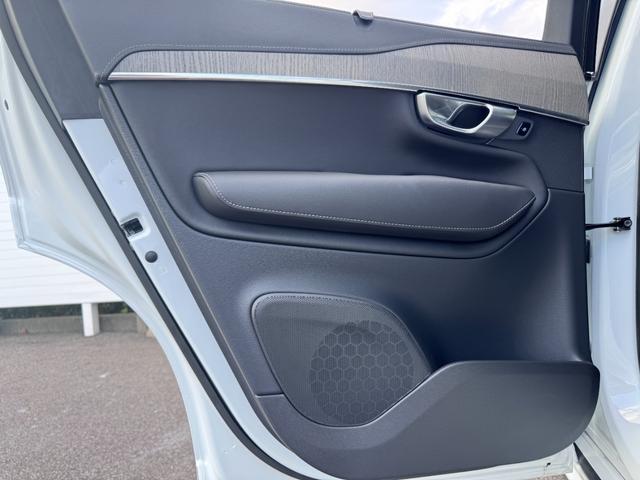 XC90 アルティメット B6 AWD Googleナビ 電動パノラマサンルーフ harman/kardonプレミアムサウンド シート&ステアリングヒーター ベンチレーション マッサージ機能 パワーテールゲート パワーシート 純正19AW(49枚目)