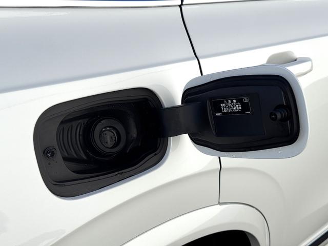 XC90 アルティメット B6 AWD Googleナビ 電動パノラマサンルーフ harman/kardonプレミアムサウンド シート&ステアリングヒーター ベンチレーション マッサージ機能 パワーテールゲート パワーシート 純正19AW(59枚目)