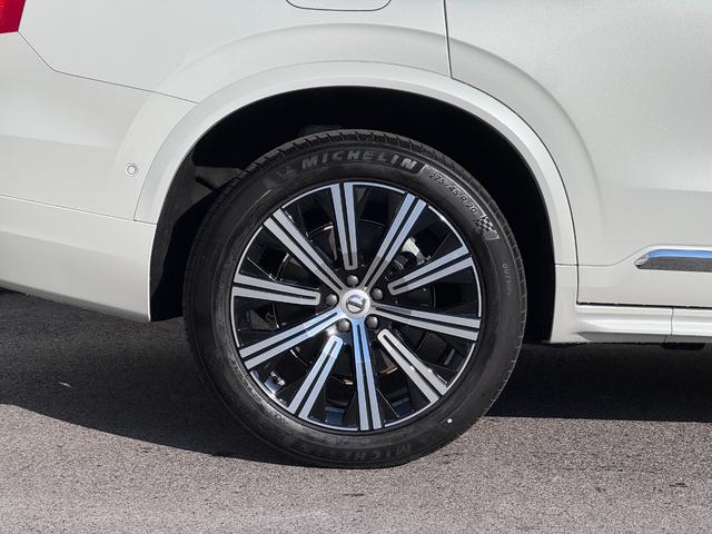 XC90 アルティメット B6 AWD Googleナビ 電動パノラマサンルーフ harman/kardonプレミアムサウンド シート&ステアリングヒーター ベンチレーション マッサージ機能 パワーテールゲート パワーシート 純正19AW(64枚目)