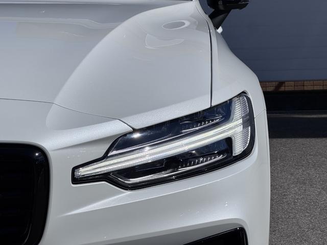 V60 B5 Rデザイン 純正HDDナビ 地デジTV harman/kardonプレミアムサウンド クライメート・パッケージ シート&ステアリングヒーター パワーテールゲートパワーシート 純正18インチAW ETC(16枚目)