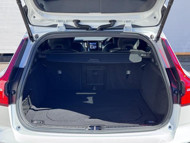 V60 B5 Rデザイン 純正HDDナビ 地デジTV harman/kardonプレミアムサウンド クライメート・パッケージ シート&ステアリングヒーター パワーテールゲートパワーシート 純正18インチAW ETC(30枚目)