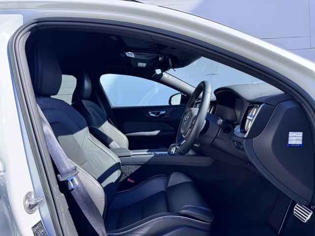 V60 B5 Rデザイン 純正HDDナビ 地デジTV harman/kardonプレミアムサウンド クライメート・パッケージ シート&ステアリングヒーター パワーテールゲートパワーシート 純正18インチAW ETC(34枚目)