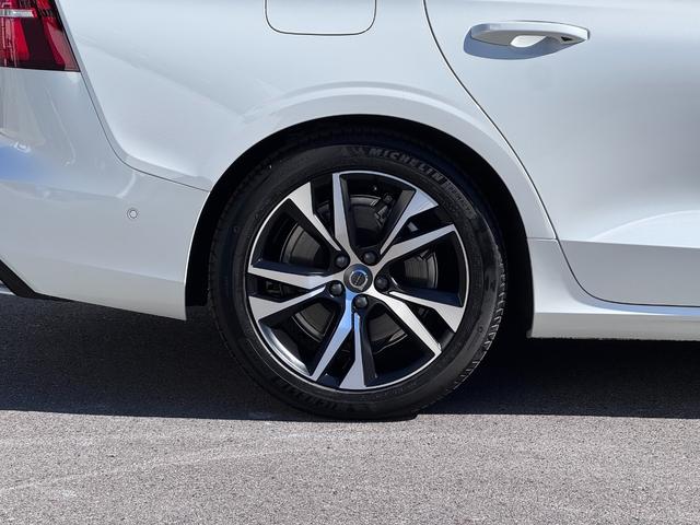 V60 B5 Rデザイン 純正HDDナビ 地デジTV harman/kardonプレミアムサウンド クライメート・パッケージ シート&ステアリングヒーター パワーテールゲートパワーシート 純正18インチAW ETC(44枚目)