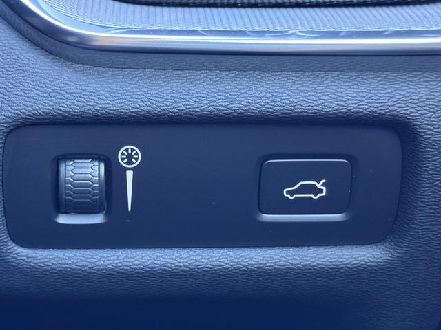 V60 B5 Rデザイン 純正HDDナビ 地デジTV harman/kardonプレミアムサウンド クライメート・パッケージ シート&ステアリングヒーター パワーテールゲートパワーシート 純正18インチAW ETC(58枚目)