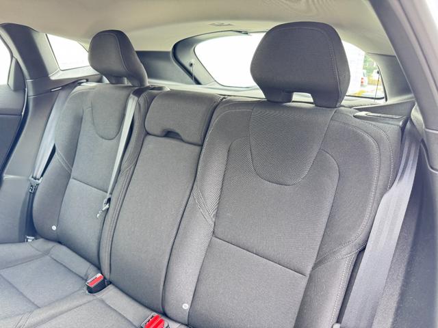 Ｖ４０ Ｄ４　ナビエディション　禁煙車　特別仕様車　純正ＨＤＤナビ　インテリセーフ　ＬＥＤヘッドライト　バックカメラ　スマートキー　Ｂｌｕｅｔｏｏｔｈ　ＥＴＣ　純正１６インチＡＷ（32枚目）