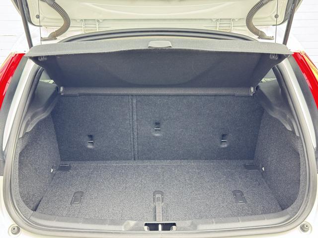 Ｖ４０ Ｄ４　ナビエディション　禁煙車　特別仕様車　純正ＨＤＤナビ　インテリセーフ　ＬＥＤヘッドライト　バックカメラ　スマートキー　Ｂｌｕｅｔｏｏｔｈ　ＥＴＣ　純正１６インチＡＷ（34枚目）