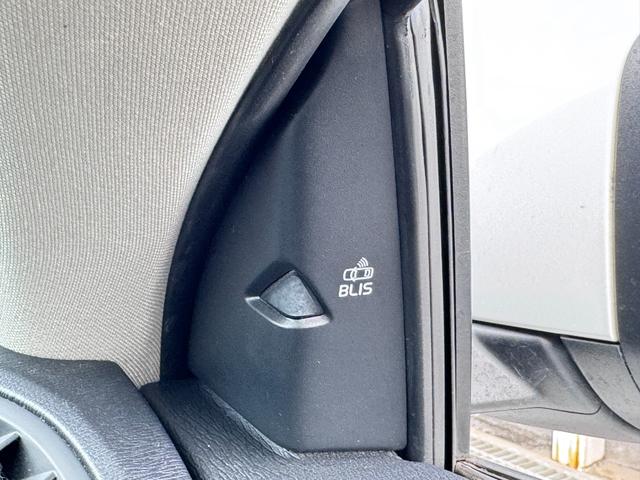 Ｖ４０ Ｄ４　ナビエディション　禁煙車　特別仕様車　純正ＨＤＤナビ　インテリセーフ　ＬＥＤヘッドライト　バックカメラ　スマートキー　Ｂｌｕｅｔｏｏｔｈ　ＥＴＣ　純正１６インチＡＷ（53枚目）