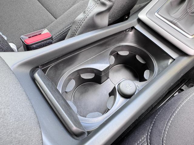 Ｖ４０ Ｄ４　ナビエディション　禁煙車　特別仕様車　純正ＨＤＤナビ　インテリセーフ　ＬＥＤヘッドライト　バックカメラ　スマートキー　Ｂｌｕｅｔｏｏｔｈ　ＥＴＣ　純正１６インチＡＷ（57枚目）