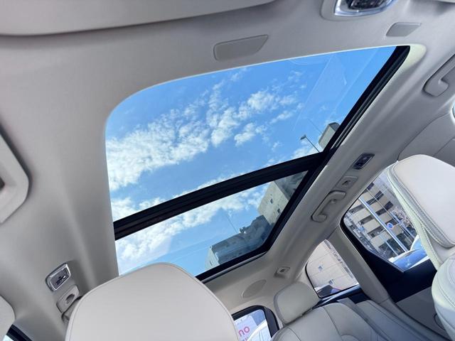 ＸＣ６０ Ｂ５　ＡＷＤ　インスクリプション　電動パノラマサンルーフ　ｈａｒｍａｎ／ｋａｒｄｏｎプレミアムサウンド　純正ＨＤＤナビ　地デジＴＶ　シート＆ステアリングヒーター　ベンチレーション　マッサージ機能　パワーシート　パワーテールゲート（41枚目）