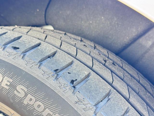 ＸＣ６０ Ｂ５　ＡＷＤ　インスクリプション　電動パノラマサンルーフ　ｈａｒｍａｎ／ｋａｒｄｏｎプレミアムサウンド　純正ＨＤＤナビ　地デジＴＶ　シート＆ステアリングヒーター　ベンチレーション　マッサージ機能　パワーシート　パワーテールゲート（63枚目）