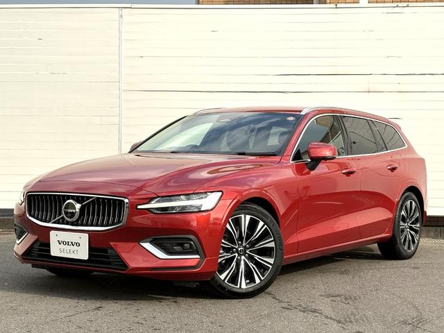 Ｖ６０ ウルトラ　Ｂ４　Ｇｏｏｇｌｅナビ　ｈａｒｍａｎ／ｋａｒｄｏｎプレミアムサウンド　チャコールレザーシート　シート＆ステアリングヒーター　ベンチレーション　マッサージ機能　パワーテールゲート　純正１８インチＡＷ　ＥＴＣ（8枚目）