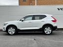 ＸＣ４０ プラス　Ｂ３　認定中古車　Ｇｏｏｇｌｅナビ　クリスタルホワイト　クライメートＰＫＧ　ダークティンテッドリヤガラス　シートヒーター＆ステアリングヒーター　パワーテールゲート　ＬＥＤヘッドライト　３６０°カメラ（7枚目）