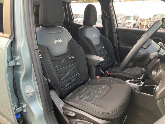 ジープ・レネゲード４ｘｅ アップランド　４ｘｅ　認定中古車保証　整備付　ＰＨＥＶモデル　特別仕様車　特別カラー　純正ナビゲーションシステム　ＡｐｐｌｅＣａｒｐｌａｙ　バックカメラ　アダプティブクルーズコントロール　ＥＴＣ２．０　充電ケーブル付（16枚目）