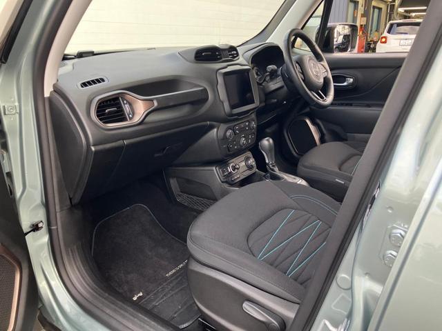 ジープ・レネゲード４ｘｅ アップランド　４ｘｅ　認定中古車保証　整備付　ＰＨＥＶモデル　特別仕様車　特別カラー　純正ナビゲーションシステム　ＡｐｐｌｅＣａｒｐｌａｙ　バックカメラ　アダプティブクルーズコントロール　ＥＴＣ２．０　充電ケーブル付（21枚目）