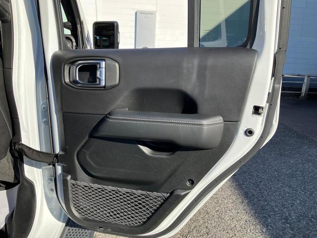 �E�����A�h�A�B