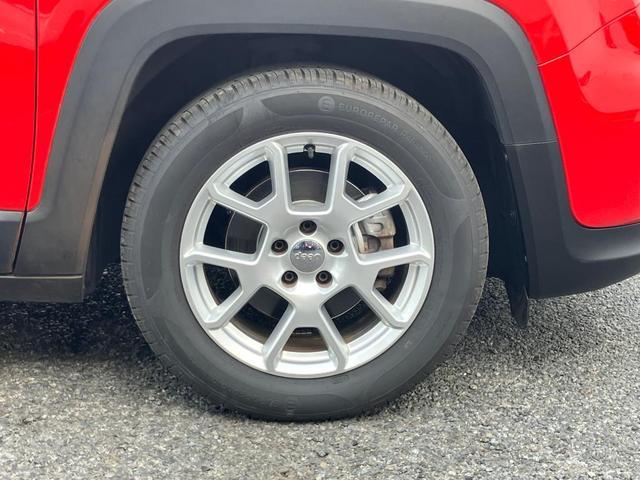 ジープ・レネゲード リミテッド　認定中古車保証　整備付　純正ナビゲーションシステム　ＡｐｐｌｅＣａｒｐｌａｙ　レザーシート　シートヒーター　ステアリングヒーター　アダプティブクルーズコントロール　Ｂカメ　ＥＴＣ２．０　ＬＥＤヘッド（10枚目）