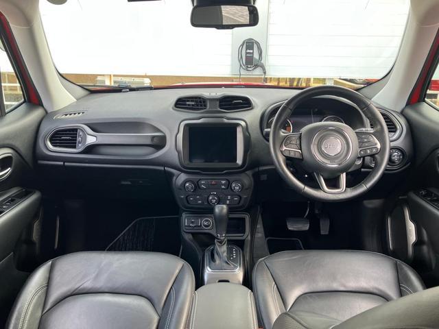 ジープ・レネゲード リミテッド　認定中古車保証　整備付　純正ナビゲーションシステム　ＡｐｐｌｅＣａｒｐｌａｙ　レザーシート　シートヒーター　ステアリングヒーター　アダプティブクルーズコントロール　Ｂカメ　ＥＴＣ２．０　ＬＥＤヘッド（14枚目）