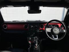 ��ӥ������ѤΥǥ�����Ȥʤ�ޤ��� 6