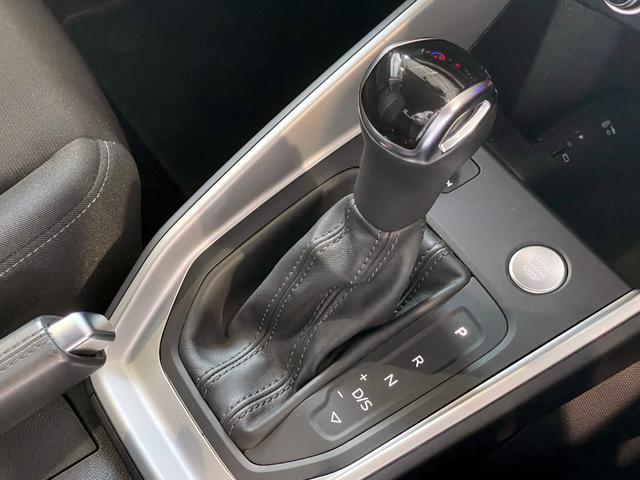 Ａ１スポーツバック ３５ＴＦＳＩ　アドバンスド　デビューパッケージ／ブラックルーフ／アダプティブクルーズコントロール／レーンキープアシスト／ブルートゥース／ハンズフリー／シートヒーター／バーチャルコクピット／スマートキー（28枚目）