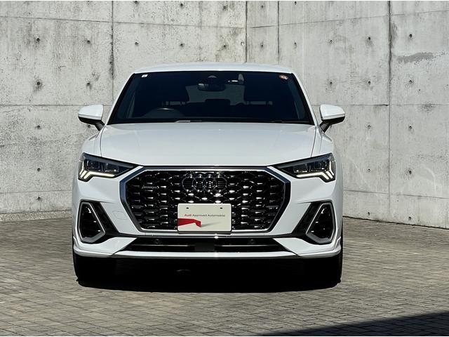 Ｑ３スポーツバック ３５ＴＤＩクワトロ　Ｓライン　ワンオーナー　グレーレザーシート　バング＆オルフセンオーディオ　追尾式クルーズコントロール　サイドアシスト　電動リアゲート（2枚目）