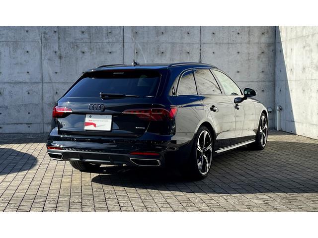 A4アバント 40TDIクワトロ Sライン 限定車ブラックスタイルプラス/19インチアルミホイール/レッドブレーキキャリパー/ブラックスタイリングパッケージ/ダンピングコントロールサスペンション(4枚目)