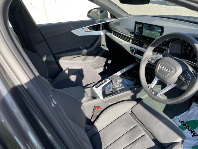 Ａ４ ４０ＴＤＩクワトロ　Ｓライン　元デモカー　ブラックスタイリングパッケージ　Ａｕｄｉｓｐｏｒｔ１９インチホイール　マトリクスＬＥＤヘッドライト　アダプティブクルーズコントロール（8枚目）