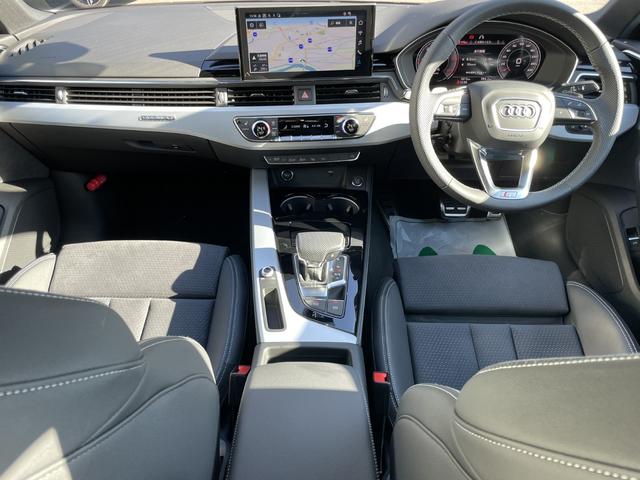Ａ４ ４０ＴＤＩクワトロ　Ｓライン　元デモカー　ブラックスタイリングパッケージ　Ａｕｄｉｓｐｏｒｔ１９インチホイール　マトリクスＬＥＤヘッドライト　アダプティブクルーズコントロール（13枚目）