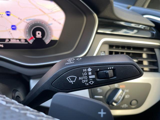 Ａ４ ４０ＴＤＩクワトロ　Ｓライン　元デモカー　ブラックスタイリングパッケージ　Ａｕｄｉｓｐｏｒｔ１９インチホイール　マトリクスＬＥＤヘッドライト　アダプティブクルーズコントロール（22枚目）