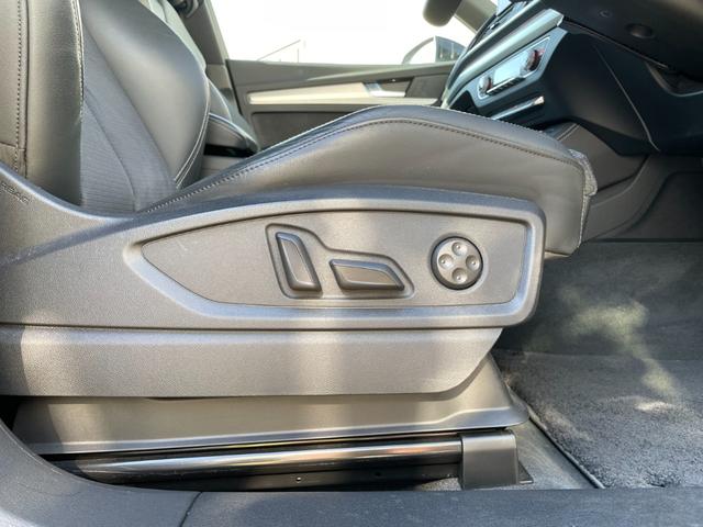 Ｑ５ ４０ＴＤＩクワトロ　Ｓライン　ワンオーナー　ブラックスタイリングパッケージ　Ａｕｄｉｓｐｏｒｔ２０インチホイール　マトリクスＬＥＤヘッドライト　アダプティブクルーズコントロール（10枚目）