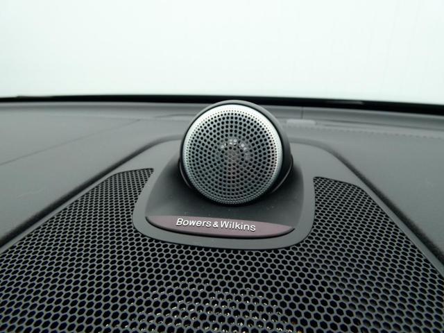 ＸＣ６０ 　Ｕｌｔｉｍａｔｅ　Ｂ５　ＡＷＤ　パノラマガラスルーフ　Ｂ＆Ｗ　ヘッドアップ・ディスプレイ　３６０度ビューＣ　エア・サスペンション　　４ゾーンＡＣ　前後シートヒーター　本革シート　Ｆシートマッサージ（4枚目）