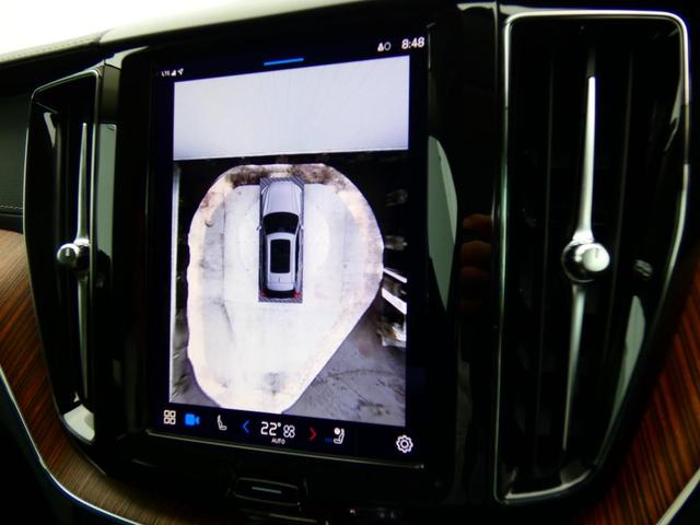 ＸＣ６０ 　Ｕｌｔｉｍａｔｅ　Ｂ５　ＡＷＤ　パノラマガラスルーフ　Ｂ＆Ｗ　ヘッドアップ・ディスプレイ　３６０度ビューＣ　エア・サスペンション　　４ゾーンＡＣ　前後シートヒーター　本革シート　Ｆシートマッサージ（18枚目）