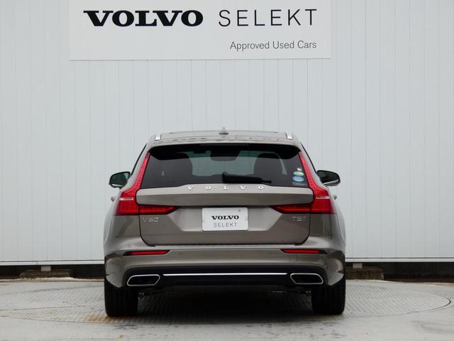 Ｖ６０ 　Ｔ５　Ｉｎｓｃｒｉｐｔｉｏｎ　パノラマ・ガラスルーフ　ｈａｒｍａｎ／ｋａｒｄｏｎ　１９インチＡＷ　前後シートヒーター　フロントシートマッサージ　４ゾーンＡＣ　ヘッドアップ・ディスプレイ　ワンオーナー（6枚目）