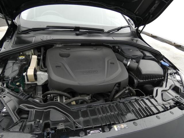 Ｖ６０ 　Ｄ４　Ｃｌａｓｓｉｃ　パノラマ・ガラスルーフ　本革シートフロント・シートヒーター　パドルシフト　キーレスエントリー　ＨＤＤナビ　１８ＡＷ（34枚目）
