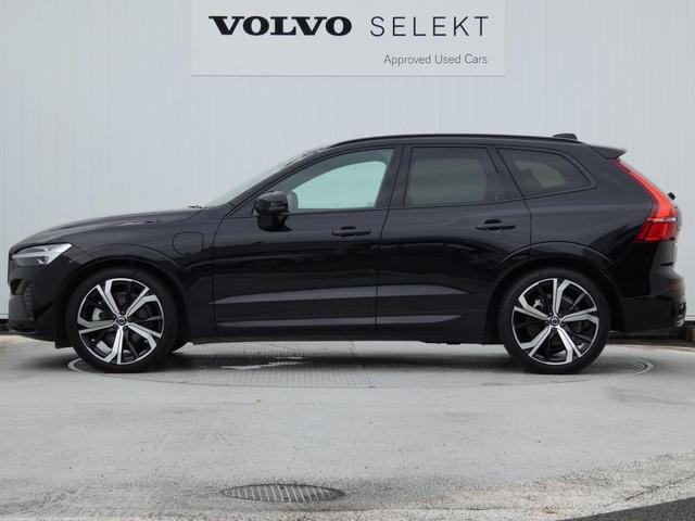 ＸＣ６０ 　Ｒｅｃｈａｒｇｅ　Ｕｌｔｉｍａｔｅ　Ｔ６　ＡＷＤ　ＰＨＥＶ　パノラマガラスルーフ　２１インチＡＷ　Ｂ＆Ｗ　ヘッドアップディスプレイ　３６０度ビューカメラ　エアサス　　フロントシートマッサージ（8枚目）