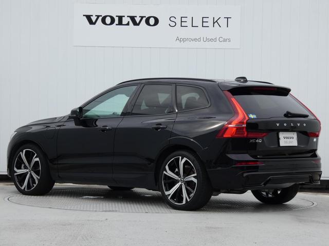 ＸＣ６０ 　Ｒｅｃｈａｒｇｅ　Ｕｌｔｉｍａｔｅ　Ｔ６　ＡＷＤ　ＰＨＥＶ　パノラマガラスルーフ　２１インチＡＷ　Ｂ＆Ｗ　ヘッドアップディスプレイ　３６０度ビューカメラ　エアサス　　フロントシートマッサージ（9枚目）