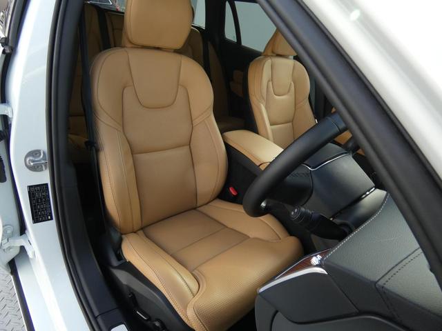 Ｖ６０ 　Ｒｅｃｈａｒｇｅ　Ｕｌｔｉｍａｔｅ　Ｔ６　ＡＷＤ　ｐｌｕｇ－ｉｎ　ｈｙｂｒｉｄ　パノラマ・ガラスルーフ　Ｂ＆Ｗ　ヘッドアップ・ディスプレイ　前後シートヒーター　フロントシートリラクゼーション　デモカー（2枚目）