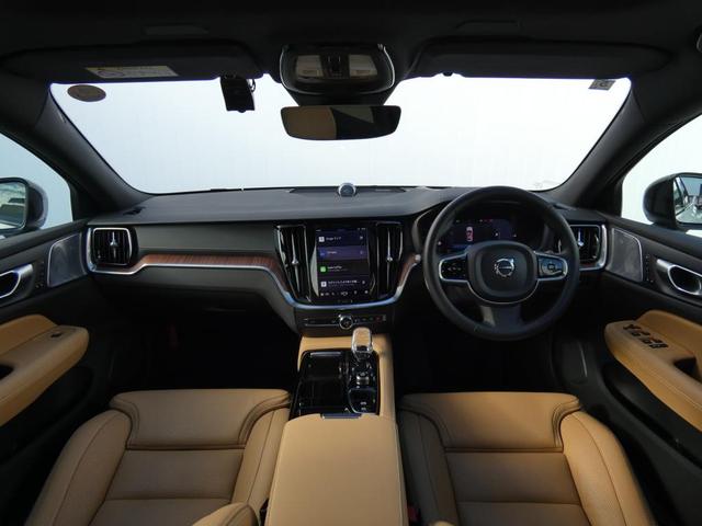 Ｖ６０ 　Ｒｅｃｈａｒｇｅ　Ｕｌｔｉｍａｔｅ　Ｔ６　ＡＷＤ　ｐｌｕｇ－ｉｎ　ｈｙｂｒｉｄ　パノラマ・ガラスルーフ　Ｂ＆Ｗ　ヘッドアップ・ディスプレイ　前後シートヒーター　フロントシートリラクゼーション　デモカー（24枚目）