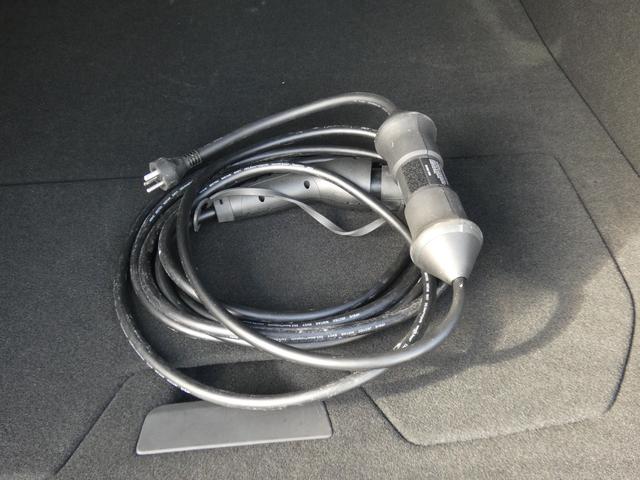 Ｖ６０ 　Ｒｅｃｈａｒｇｅ　Ｕｌｔｉｍａｔｅ　Ｔ６　ＡＷＤ　ｐｌｕｇ－ｉｎ　ｈｙｂｒｉｄ　パノラマ・ガラスルーフ　Ｂ＆Ｗ　ヘッドアップ・ディスプレイ　前後シートヒーター　フロントシートリラクゼーション　デモカー（36枚目）