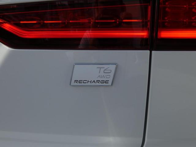 Ｖ６０ 　Ｒｅｃｈａｒｇｅ　Ｕｌｔｉｍａｔｅ　Ｔ６　ＡＷＤ　ｐｌｕｇ－ｉｎ　ｈｙｂｒｉｄ　パノラマ・ガラスルーフ　Ｂ＆Ｗ　ヘッドアップ・ディスプレイ　前後シートヒーター　フロントシートリラクゼーション　デモカー（39枚目）