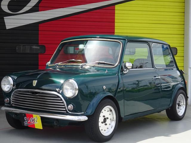 ＭＩＮＩ ポールスミス　マニュアルミッション　外装Ｍｋ１仕様　ＦＲＰトランク　ＳＳＲＭｋ１１２インチアルミホイール　センターマフラー　砲弾ドアミラー　ウッドステアリング（29枚目）