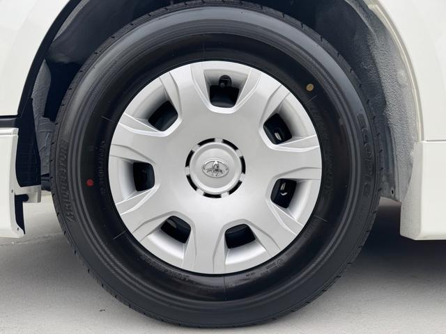 ハイエースバン スーパーＧＬ　ダークプライムＩＩ　ユーザー買取車　モデリスタフルエアロ　デジタルインナーミラー　両側パワースライド　レーンキープ　電格ミラー　プッシュスタート　ＡＣ１００Ｖ（30枚目）