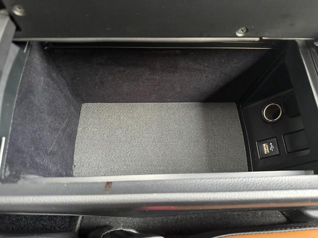クラウンクロスオーバー ＲＳアドバンスド　モデリスタエアロ　法人ワンオーナー　ユーザー買取車　クルーズコントロール　シートヒーター　シートベンチレーション　ステアリングヒーター　パワートランク　ブレーキホールド　前後ドラレコ　ＥＴＣ（16枚目）