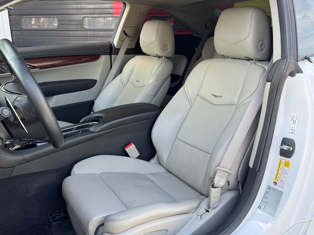 キャデラックＡＴＳクーペ プレミアム　ユーザー買取車　左ハンドル　白革シート　サンルーフ　純正１８インチＡＷ社外ナビ　バックカメラ　パーキングセンサー　ＥＴＣ（19枚目）