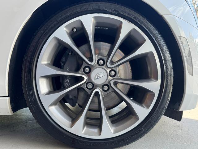 キャデラックＡＴＳクーペ プレミアム　ユーザー買取車　左ハンドル　白革シート　サンルーフ　純正１８インチＡＷ社外ナビ　バックカメラ　パーキングセンサー　ＥＴＣ（26枚目）